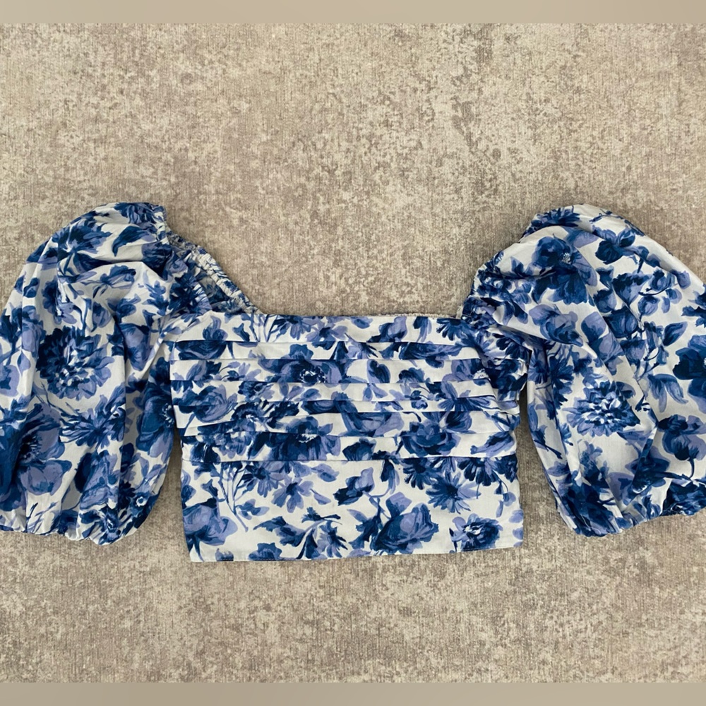 Blue & White Floral Abercrombie Puff Sleeve Top XS